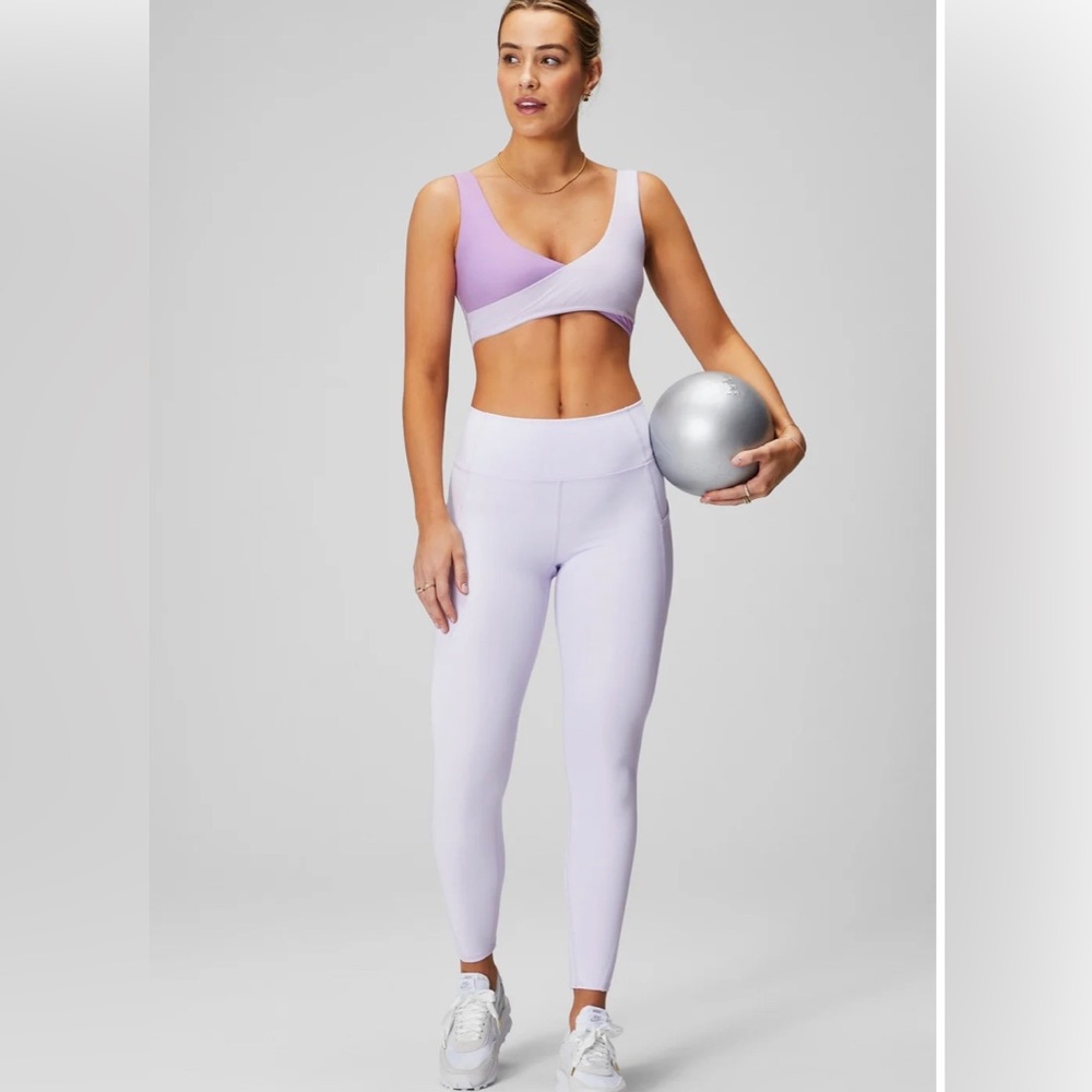 Fabletics Athletic Workout Set 💜 Lavender Fabletics Leggings/Bra Set Size S/M